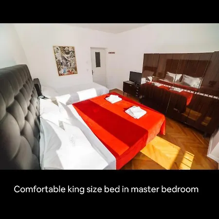 Beach Central Apartment 公寓 斯普利特