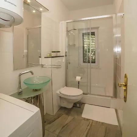 Beach Central Apartment 公寓 斯普利特