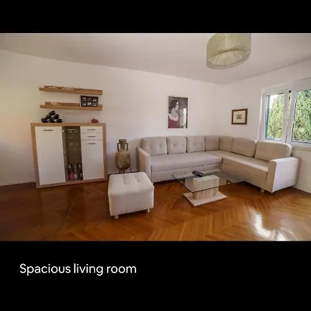 Beach Central Apartment Apartamento